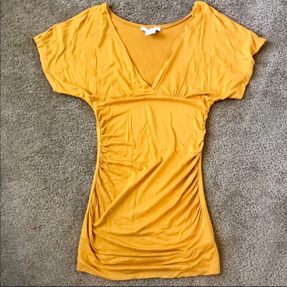 2 X THE PRICE OF 1 CUTE TOPS - Picture 6 of 8